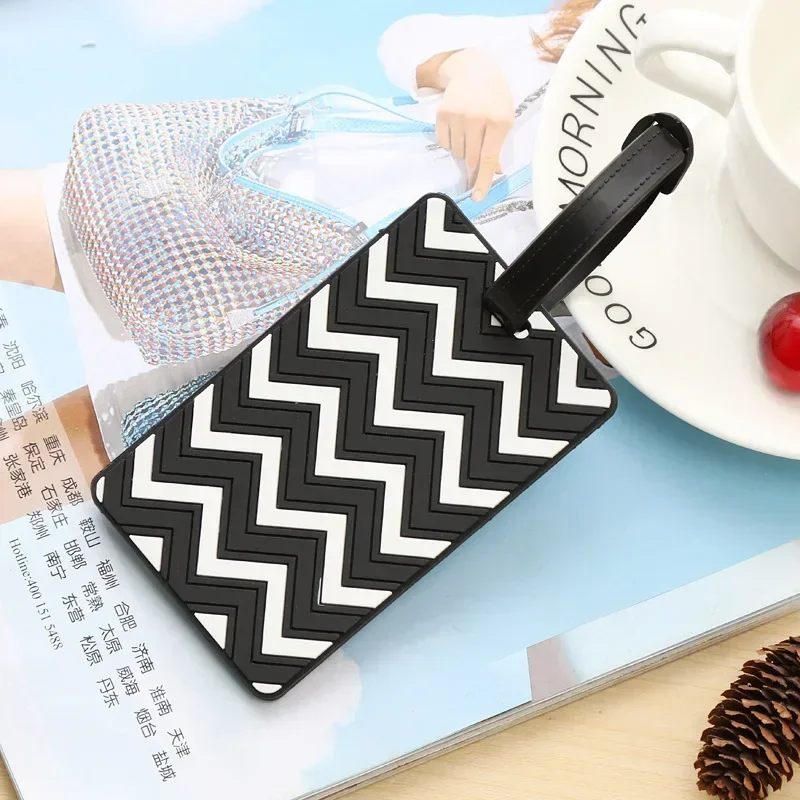 Etiquetas de bagagem geométric - Men'S Accessories Holder avaliação e preço